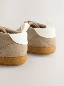 Naturel bruin - Touch Fastening Baby Trainers (0-2mths)