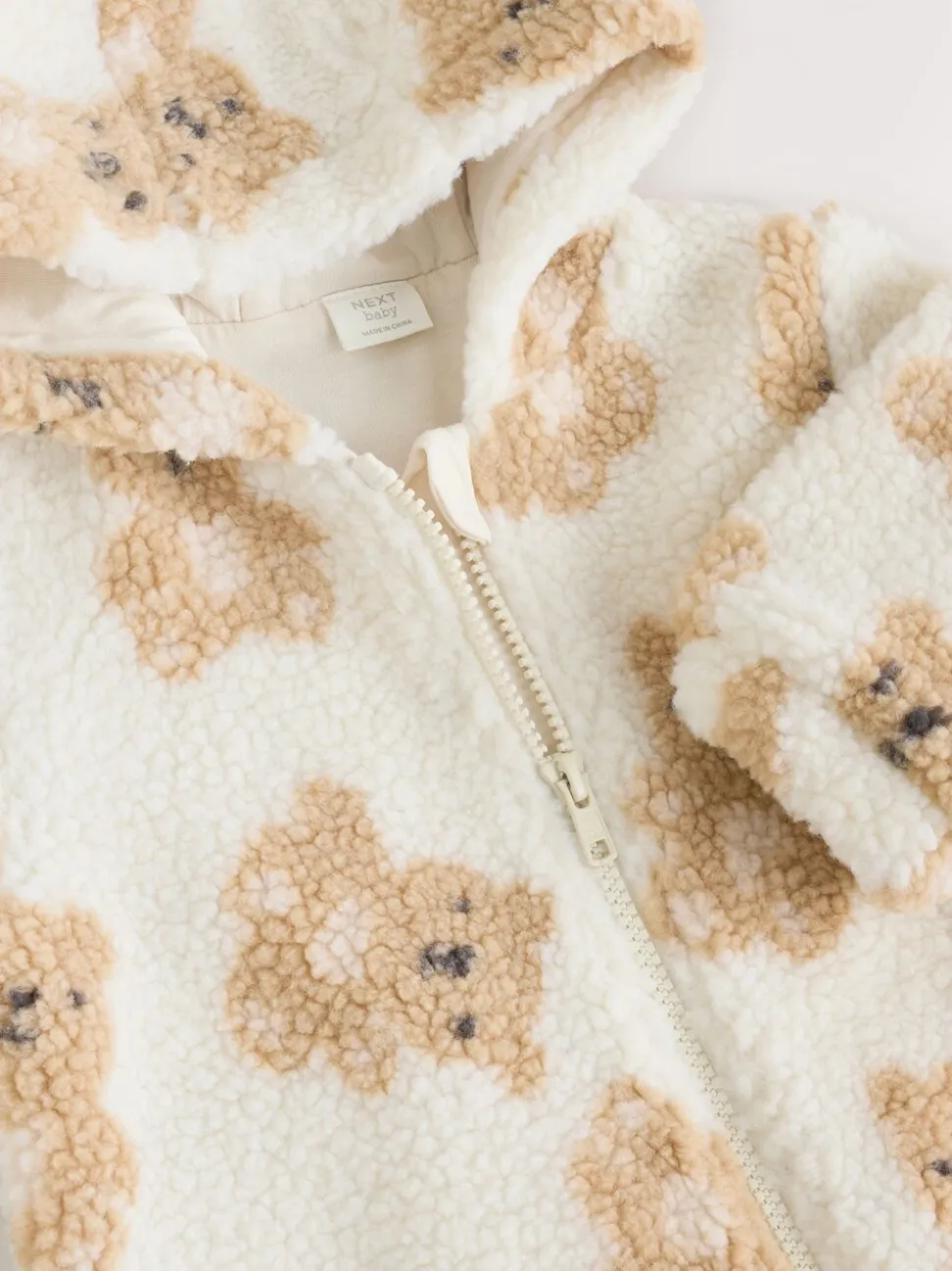 Natuurlijk - Bear Borg babypakje met all-over print (0-18mnd)