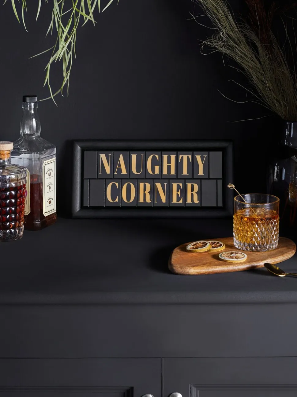 Naughty Corner slogan wanddecoratie