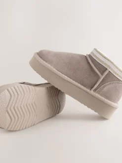 Nertsgrijs/bruin - Baker by Ted Baker waterafstotende behaaglijke suède meisjes Boots
