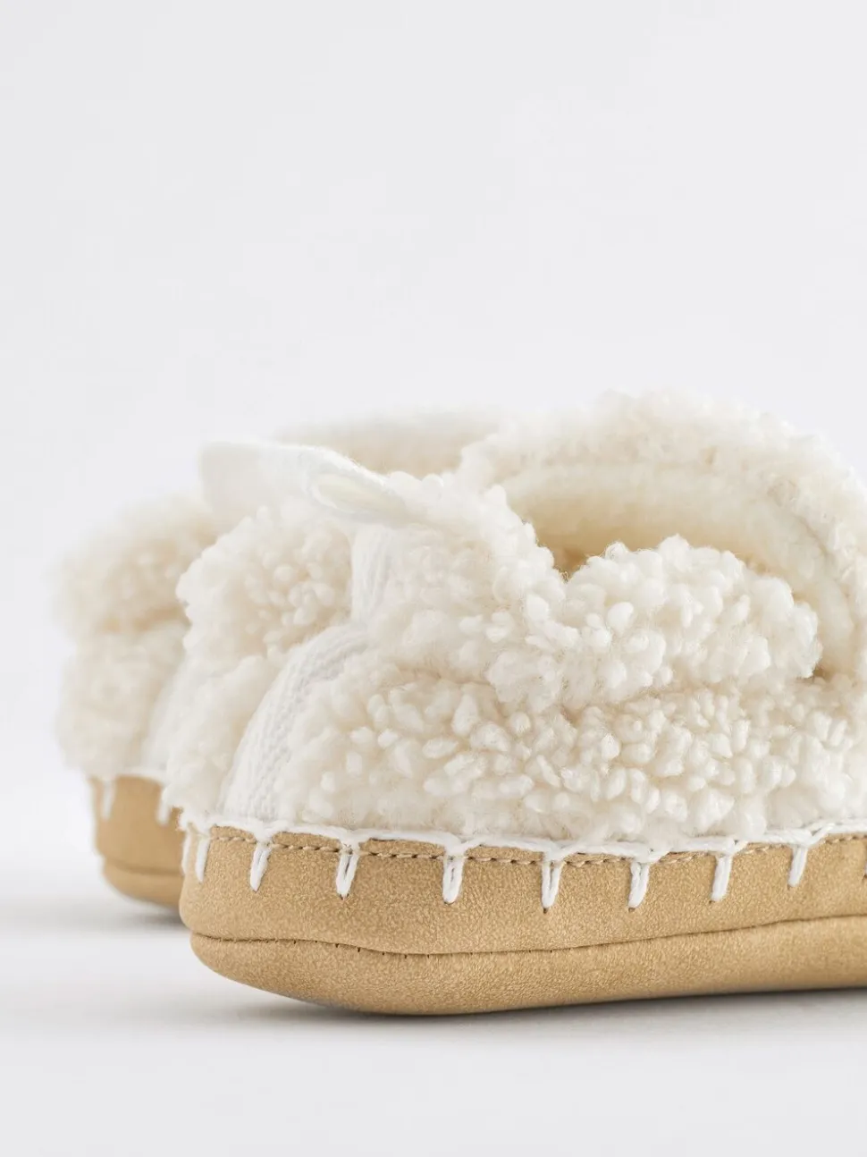 Neutraal - Behaaglijke instapbabyschoenen (0 - 24 mnd)