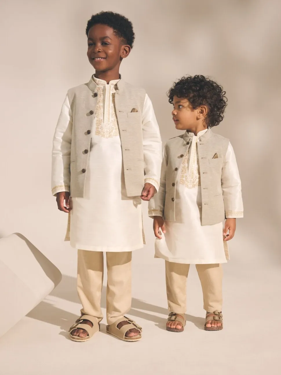 Neutraal - Eid gilet (3mnd-16jr)