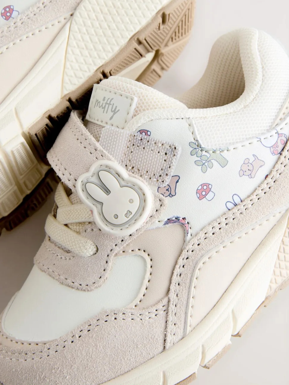 Neutraal - Miffy Licentie Touch Fasten Trainers