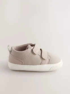 Neutraal - Touch Fastening Baby Trainers (0-2mths)
