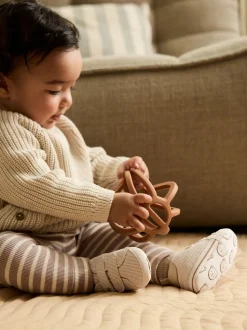 Neutraal met beren - Babysneakers met klittenbandsluiting (0-2mnd)