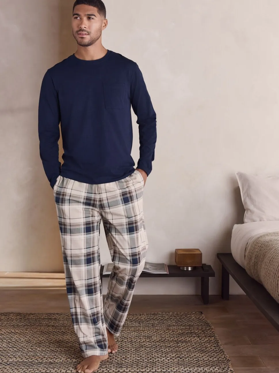 Neutraal/marineblauw - Geruite pyjamaset met korte jersey mouwen 2 stuks