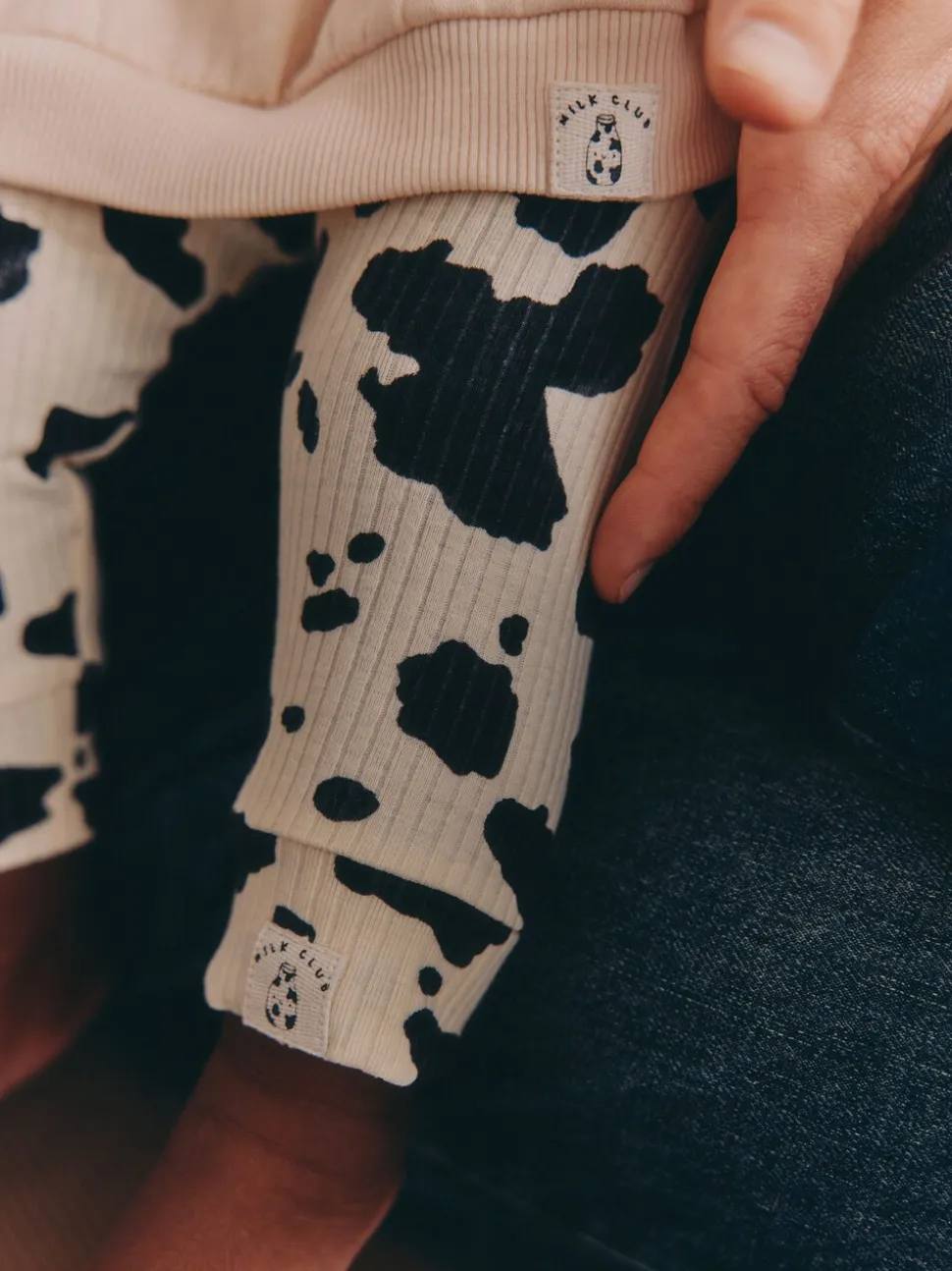 Neutral/Cow Milk Club Printed - Sweat and Leggings Baby Set (0mths-2yrs)