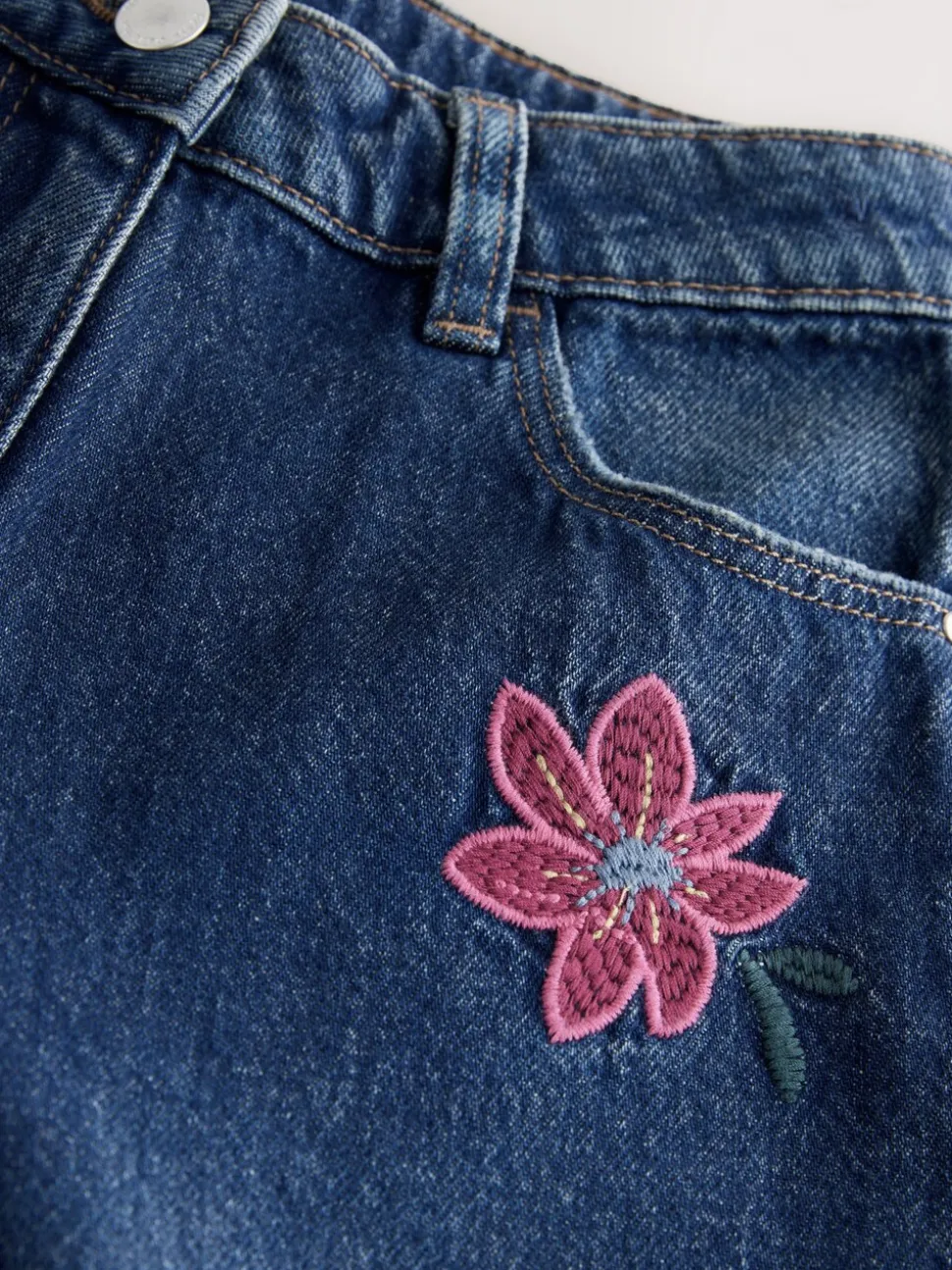 Normaal blauw - Jeans met rechte pijpen en bloemenborduursel (3-16jr)