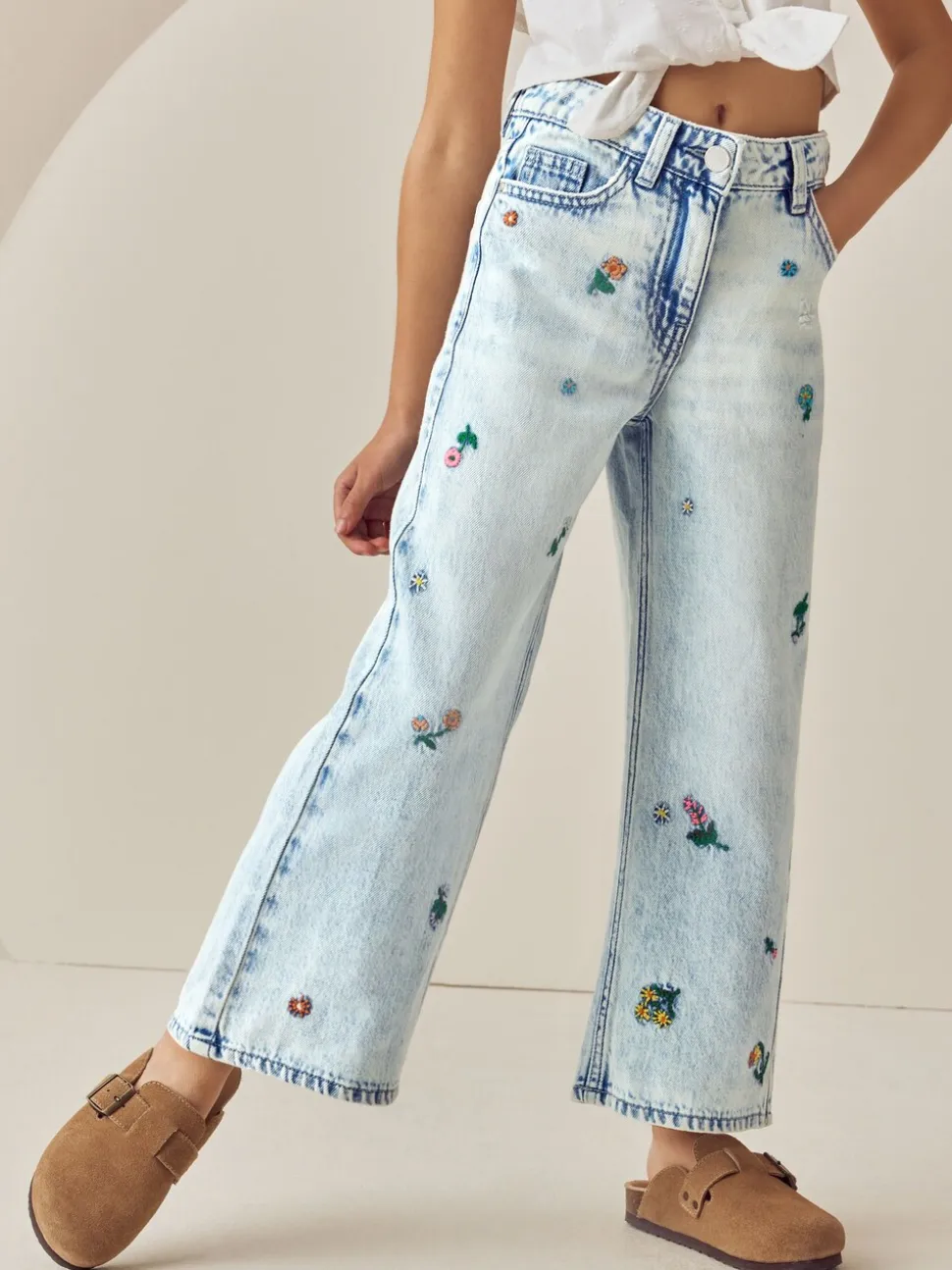 Normaal blauw - Jeans met rechte pijpen en bloemenborduursel (3-16jr)