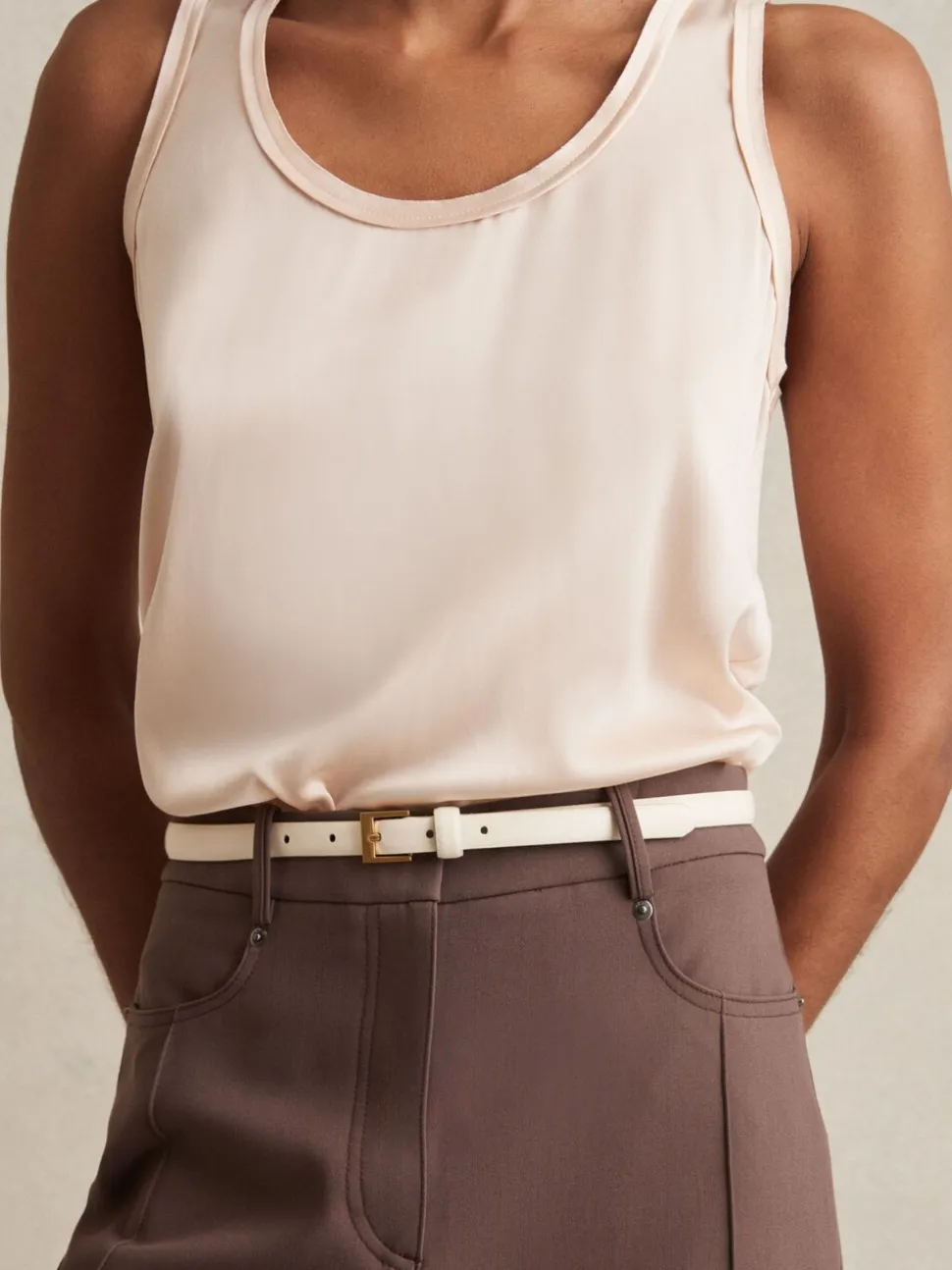 Off White - Reiss Holly Leren Smalle Riem