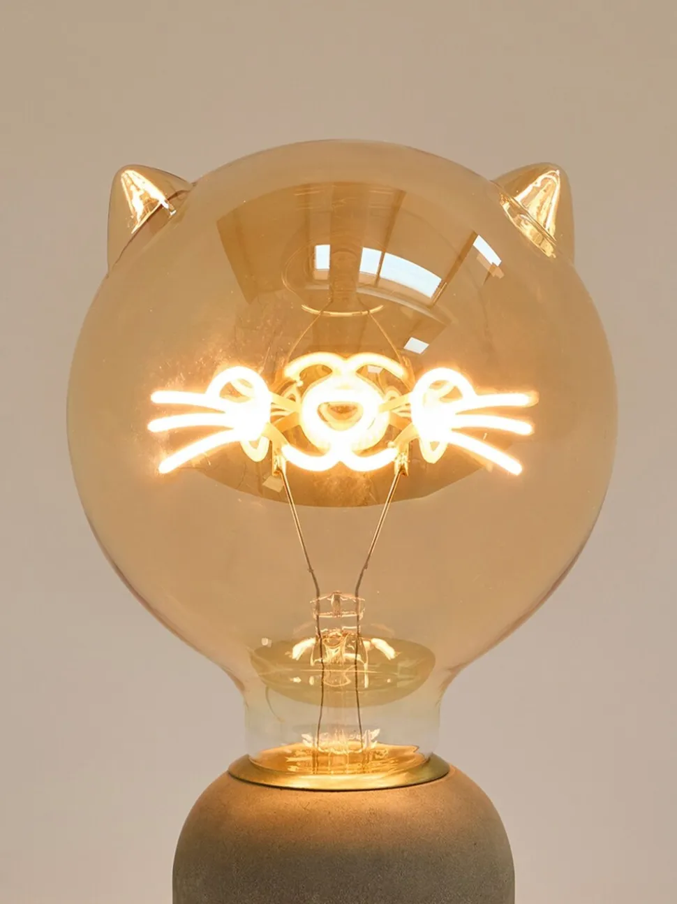 Oliver Bonas Pierre the Cat Light Bulb