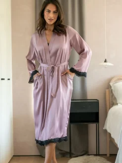 Paars - Pour Moi Dusk Satin and Lace Kimono Sleeve Dressing Gown