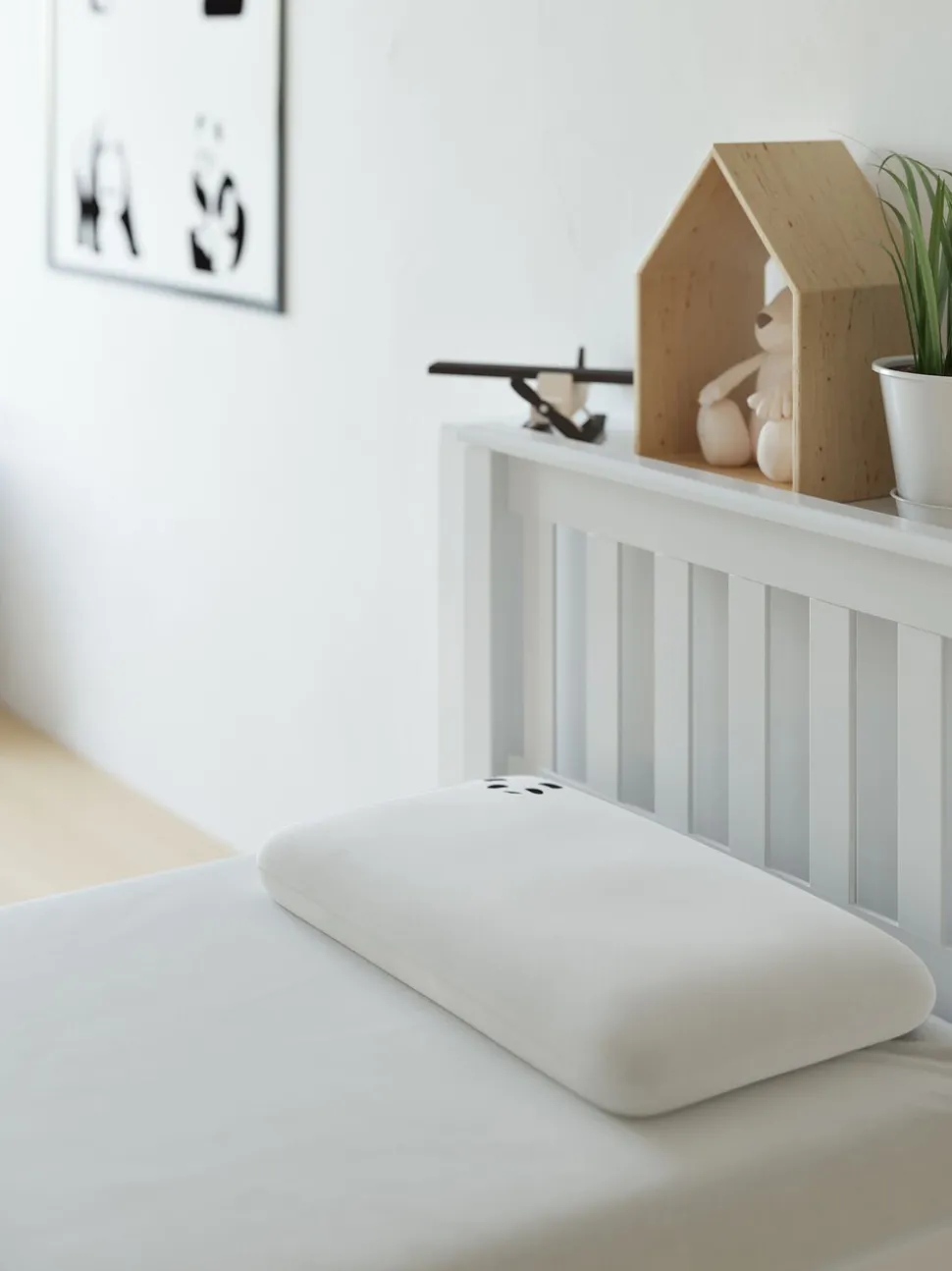 Panda London Medium Pillow 4+Years