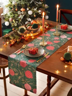Paoletti kersttafelloper met granaatappelprint