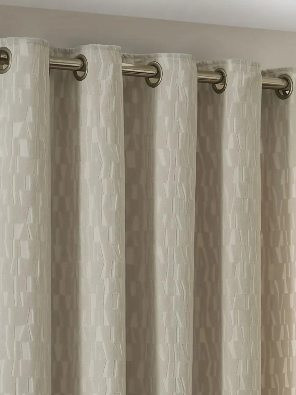 Paoletti Manhattan Velvet Eyelet Curtains