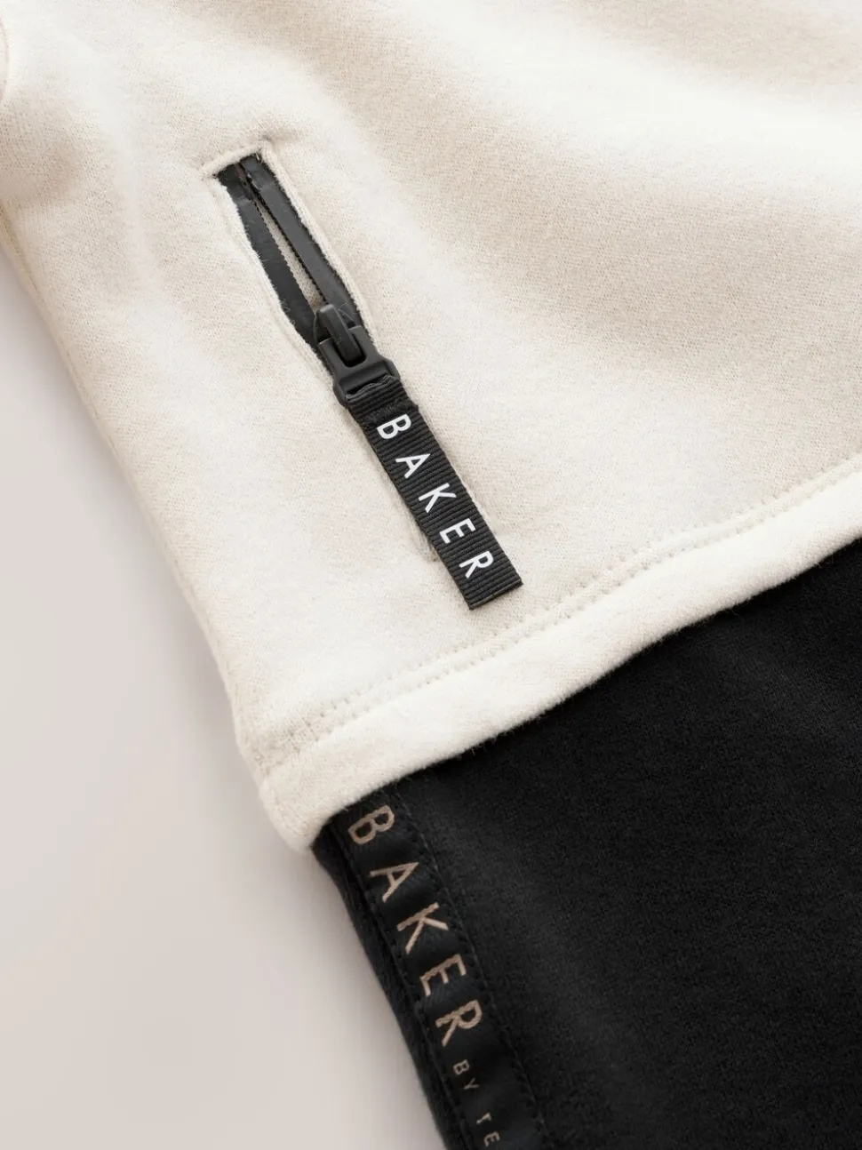 Pastelgeel - Baker by Ted Baker Romper met inzetstuk en lange mouwen