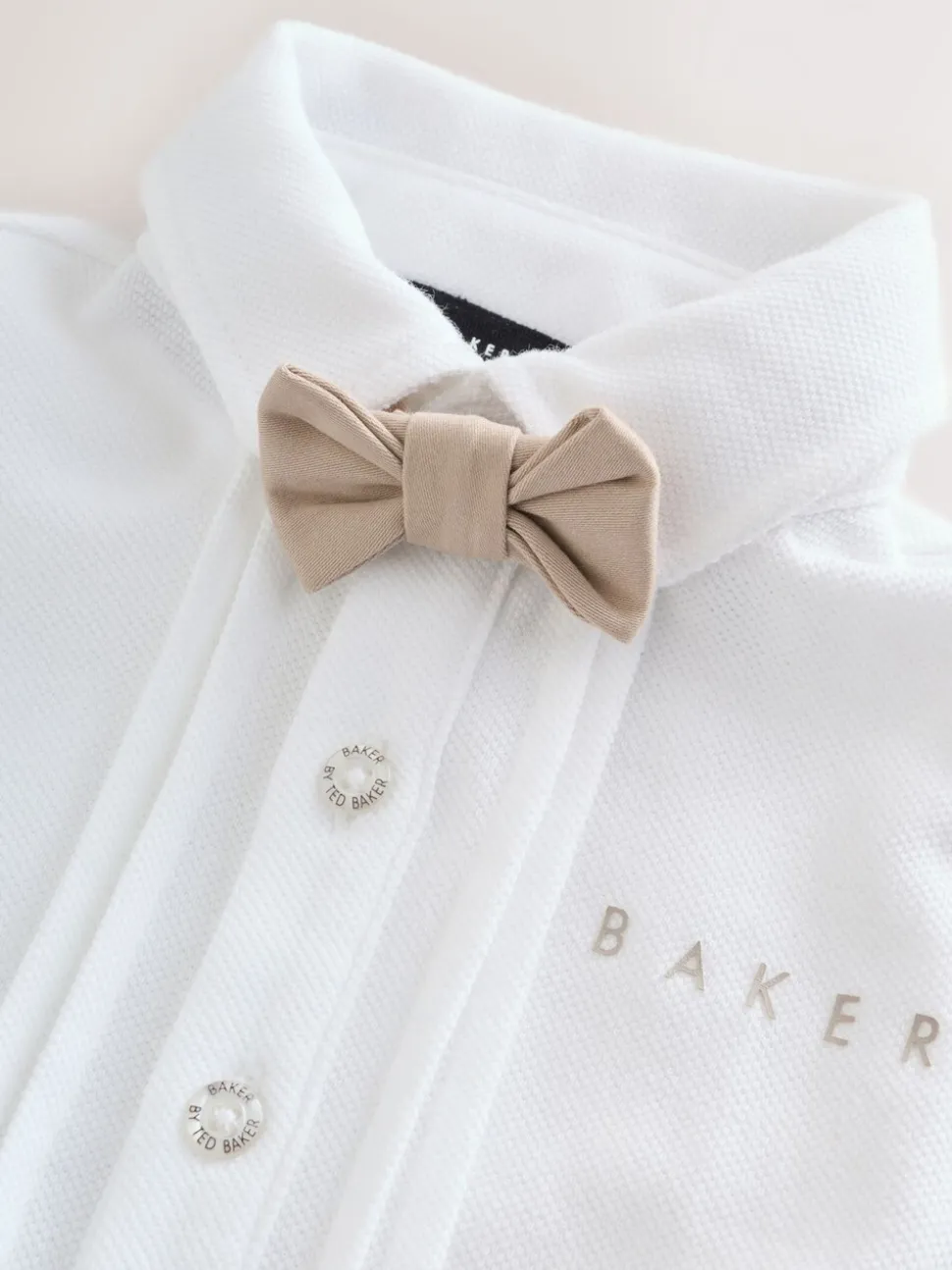 Pastelgeel - Baker By Ted Baker - Modieus tweedelig lijkend rompertje