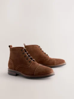 Pastelgeel - Leren boots met neusstuk