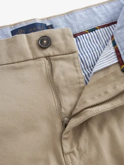 Pastelgeel - Relaxed fit - Chinoshort met stretch