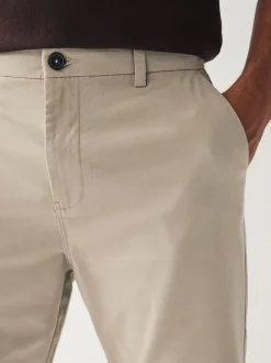 Pastelgeel - Straight fit - Chinoshort met stretch