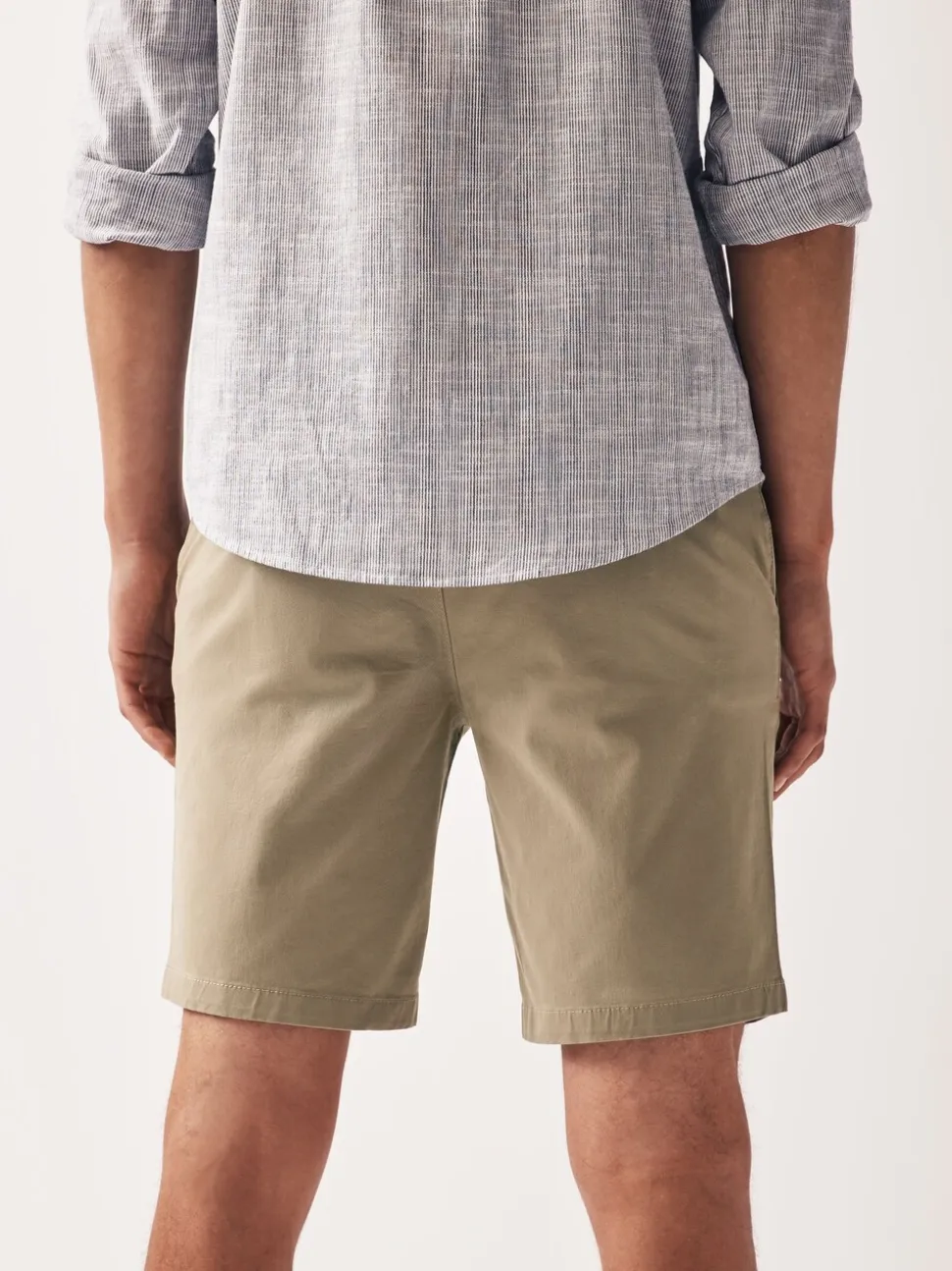 Pastelgeel - Strakke Pasvorm - Chinoshort met stretch