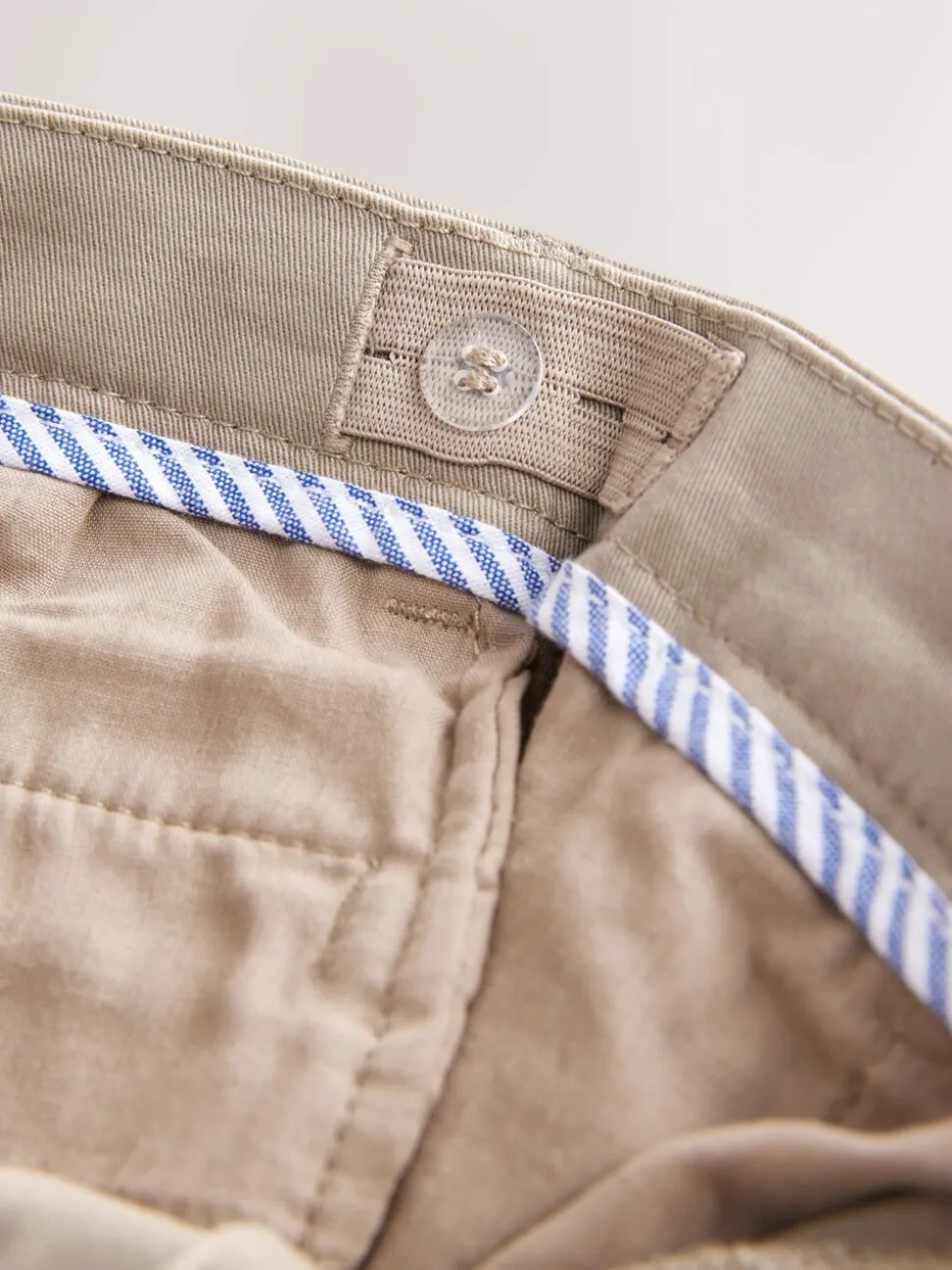 Pastelgeel - Stretchy chino's (3-17jr)