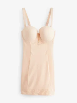 Pastelroze nude - Kanten DD+ slipdress met lichte vulling en sterke buikcorrectie