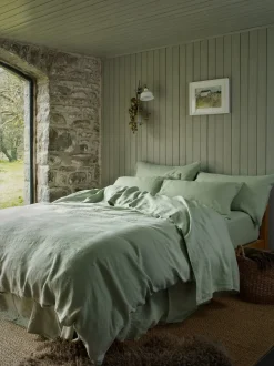 Piglet in Bed 100% Linen Duvet Cover