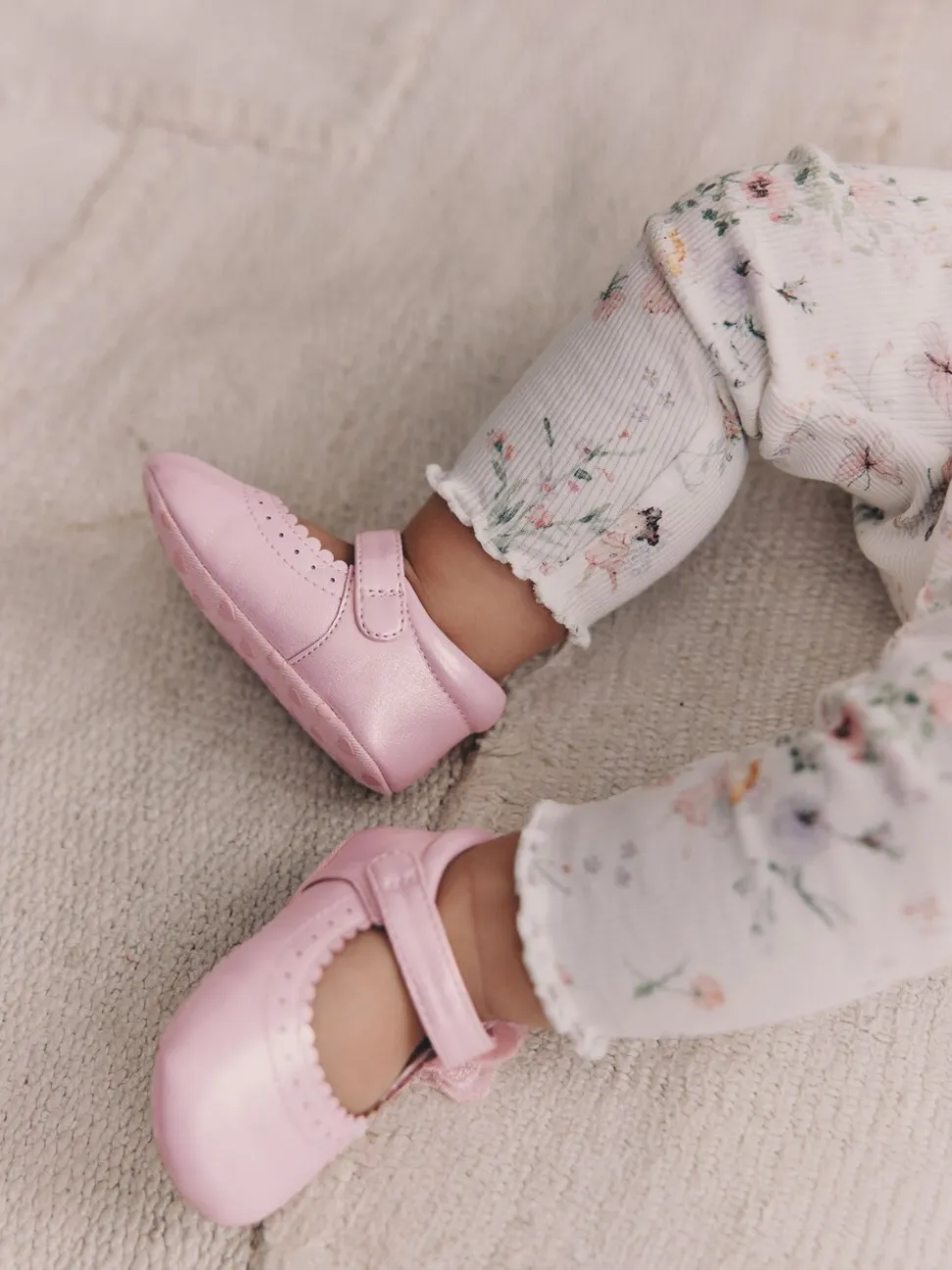 Pink Shimmer Butterfly - Mary Jane babyschoenen (0 - 18 mnd)
