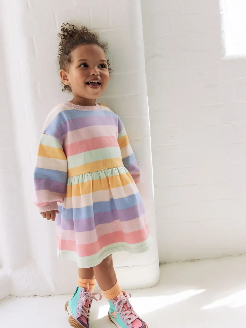 Regenboogstrepen - Sweaterjurk (3 mnd-7 jr)