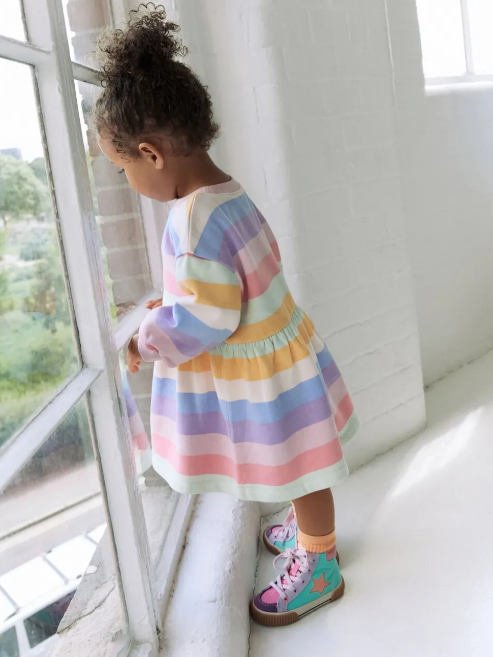Regenboogstrepen - Sweaterjurk (3 mnd-7 jr)
