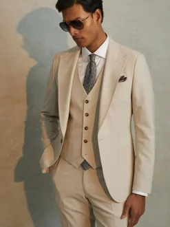 Reiss Belmont W Tailored-Fit Single-Breasted Waistcoat