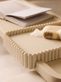 Rib Storage Bath Tray