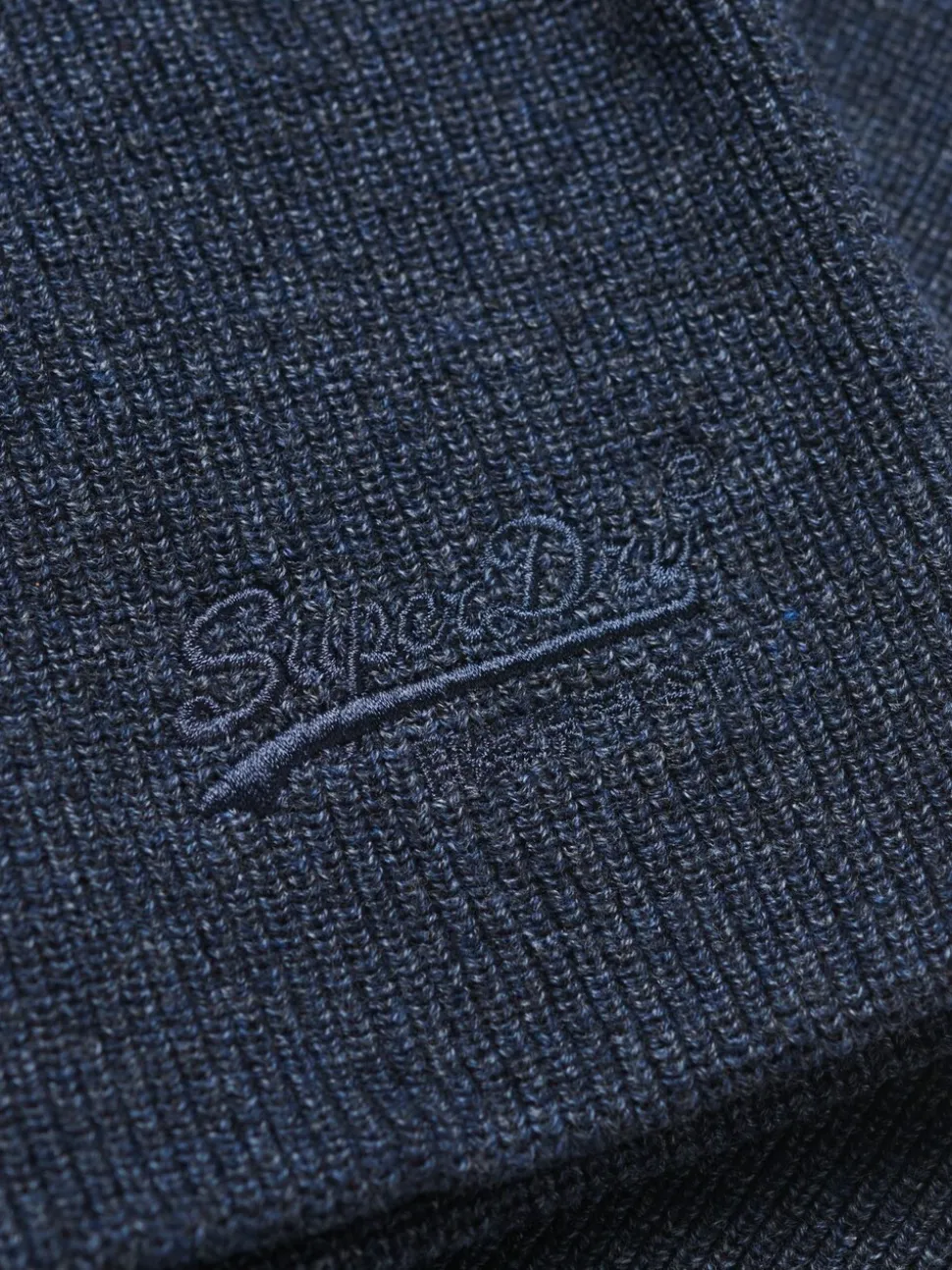 Rijk marineblauwe gemêleerd - Superdry gebreide beanie-muts met Essential-logo