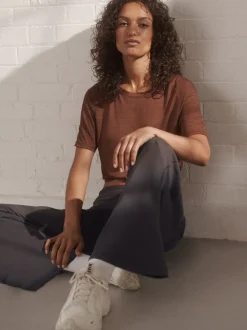 Roestbruin - Active Lichtgewicht T-shirt met ronde hals en korte mouwen