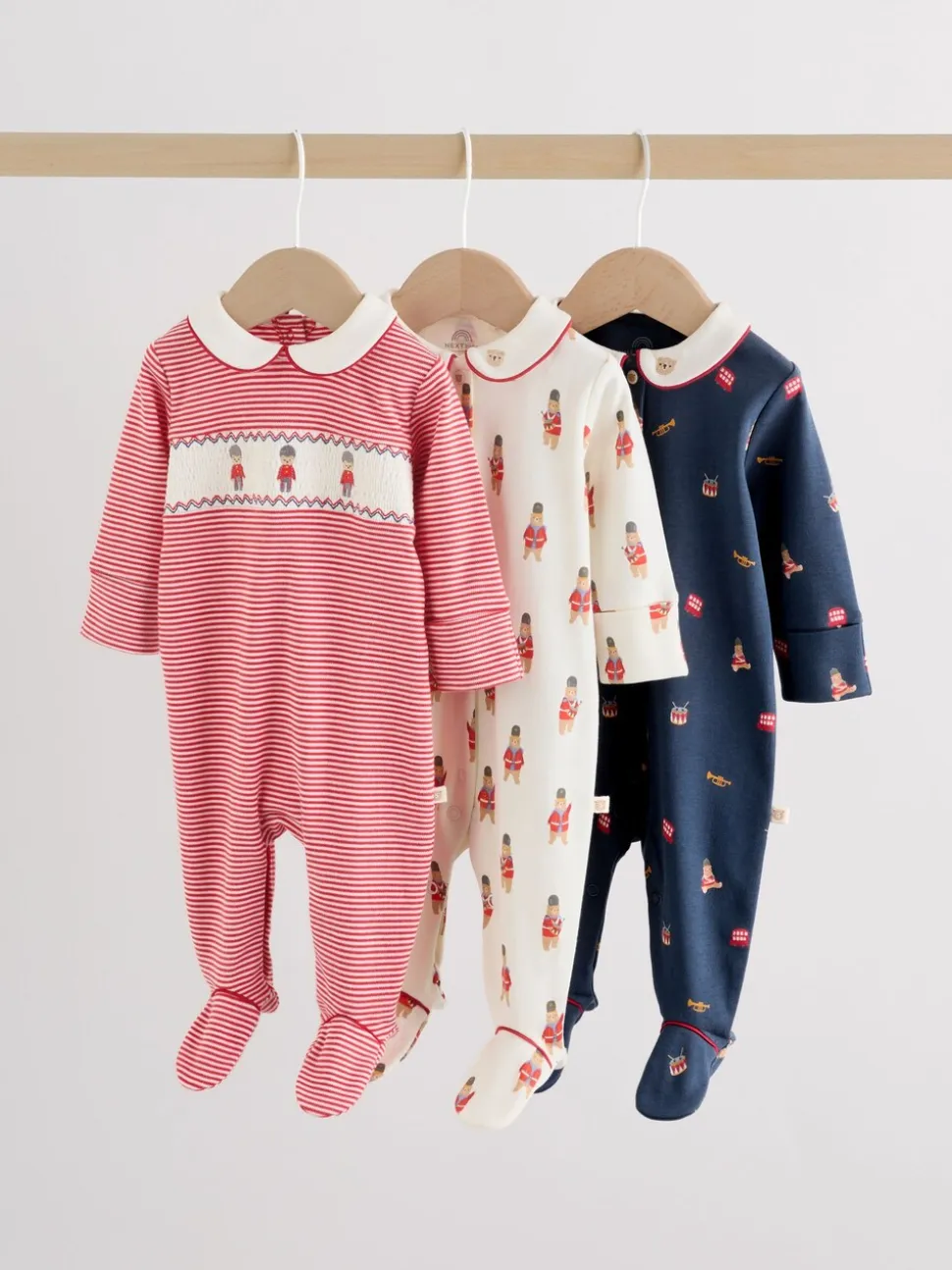 Rood met beer - Verpakking van 3 babypyjama's (0-2jr)