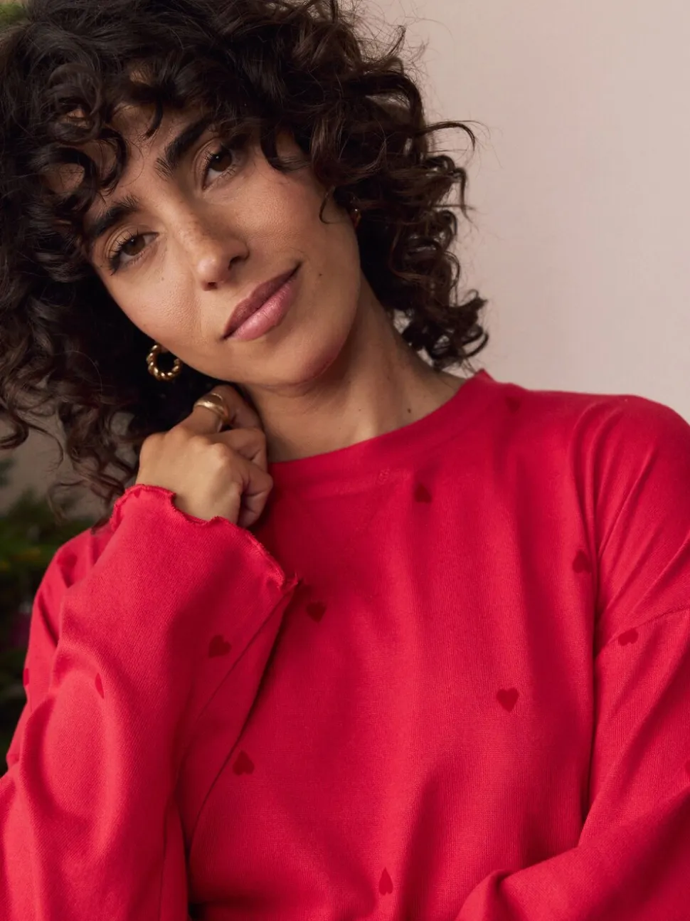 Rood met sterren - Zachte pyjama met lange mouwen en hartjesprint