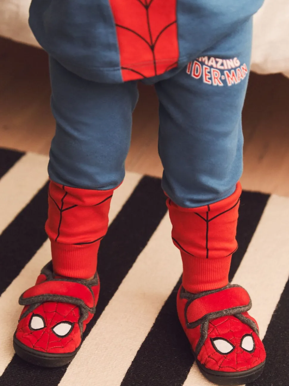 Rood Spiderman Marvel - Pantoffels met print, klittenbandsluiting en kuipzool
