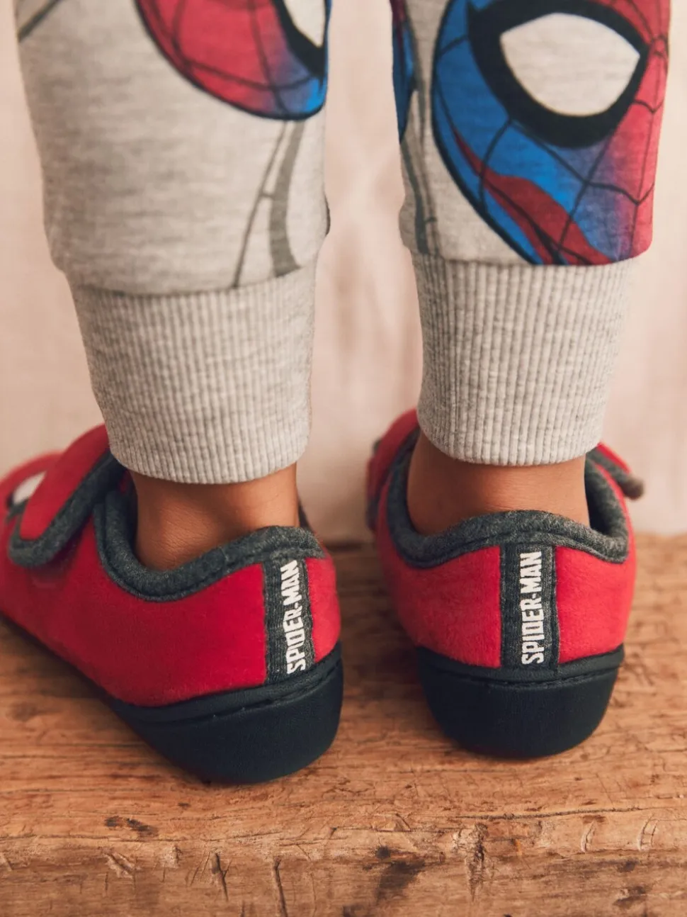 Rood Spiderman Marvel - Pantoffels met print, klittenbandsluiting en kuipzool
