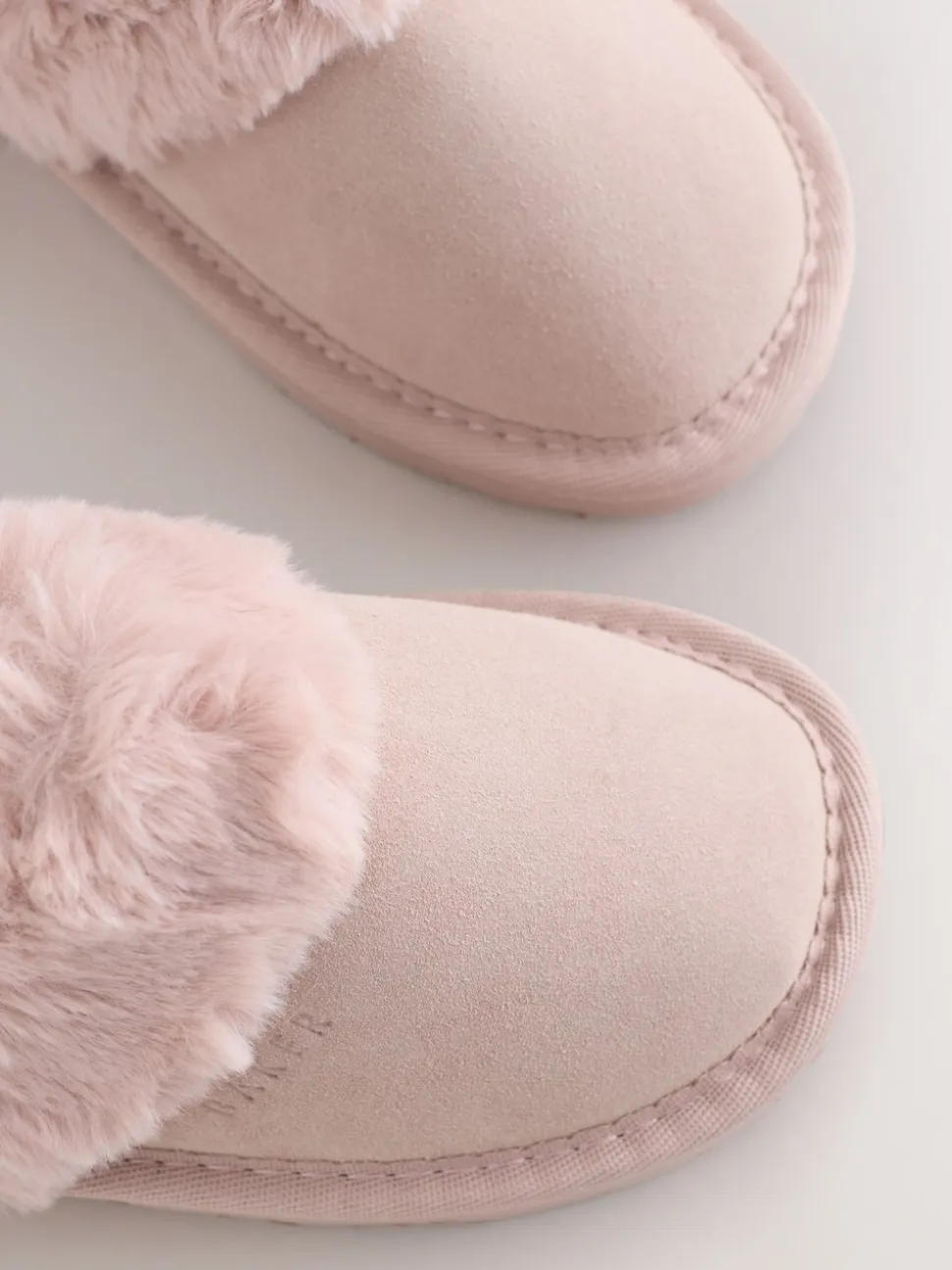Roze - Baker by Ted Baker Meisjes suède Pantoffelmuiltjes van imitatiebont met Strik