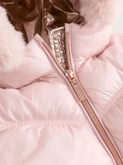 Roze - Baker by Ted Baker Regenbestendige gewatteerde jas met geschulpte rand en afneembare tas