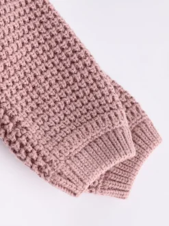 Roze - Gebreid babyvestje met geborduurde slogan op de rug (0mnd-2jr)