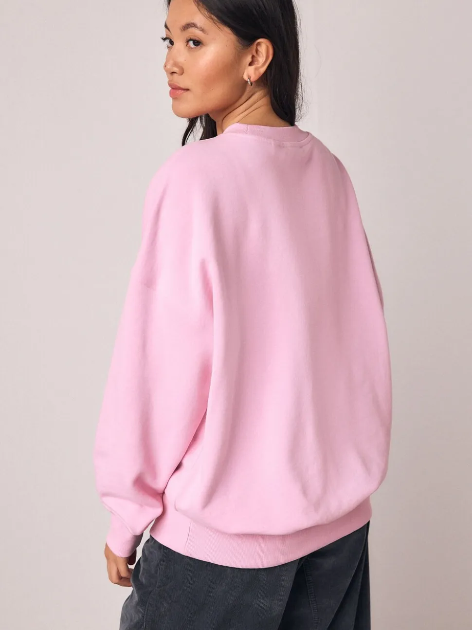 Roze - Graphic Beaded Fish Graphic Sweatshirt