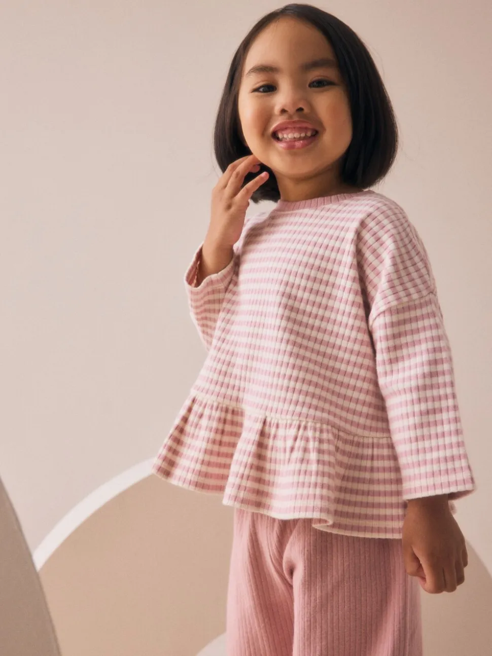 Roze - Set met geribbelde top met lange mouwen en broek met wijde pijpen (3mnd-7jr)
