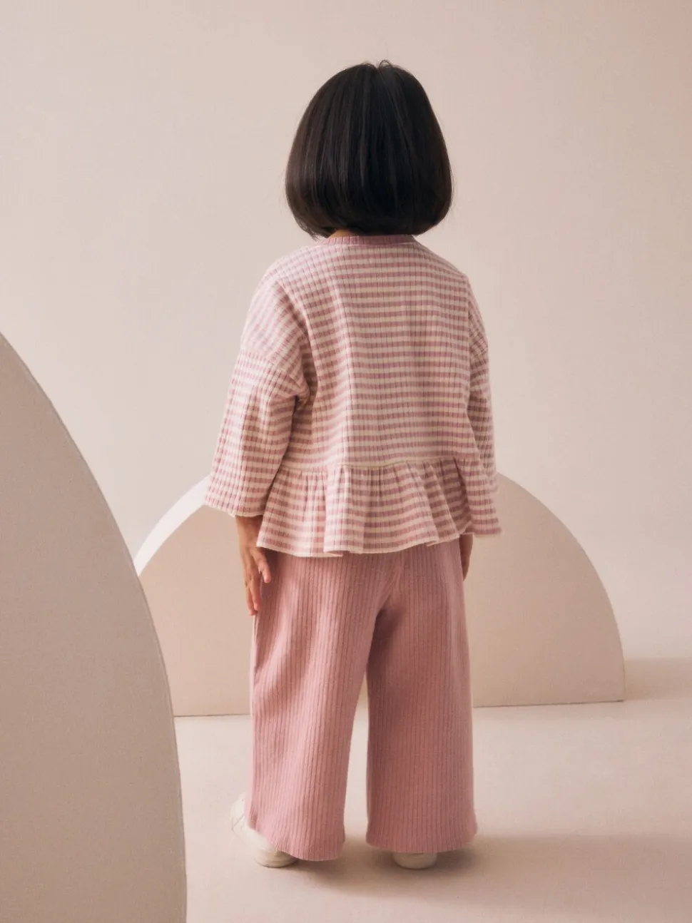 Roze - Set met geribbelde top met lange mouwen en broek met wijde pijpen (3mnd-7jr)