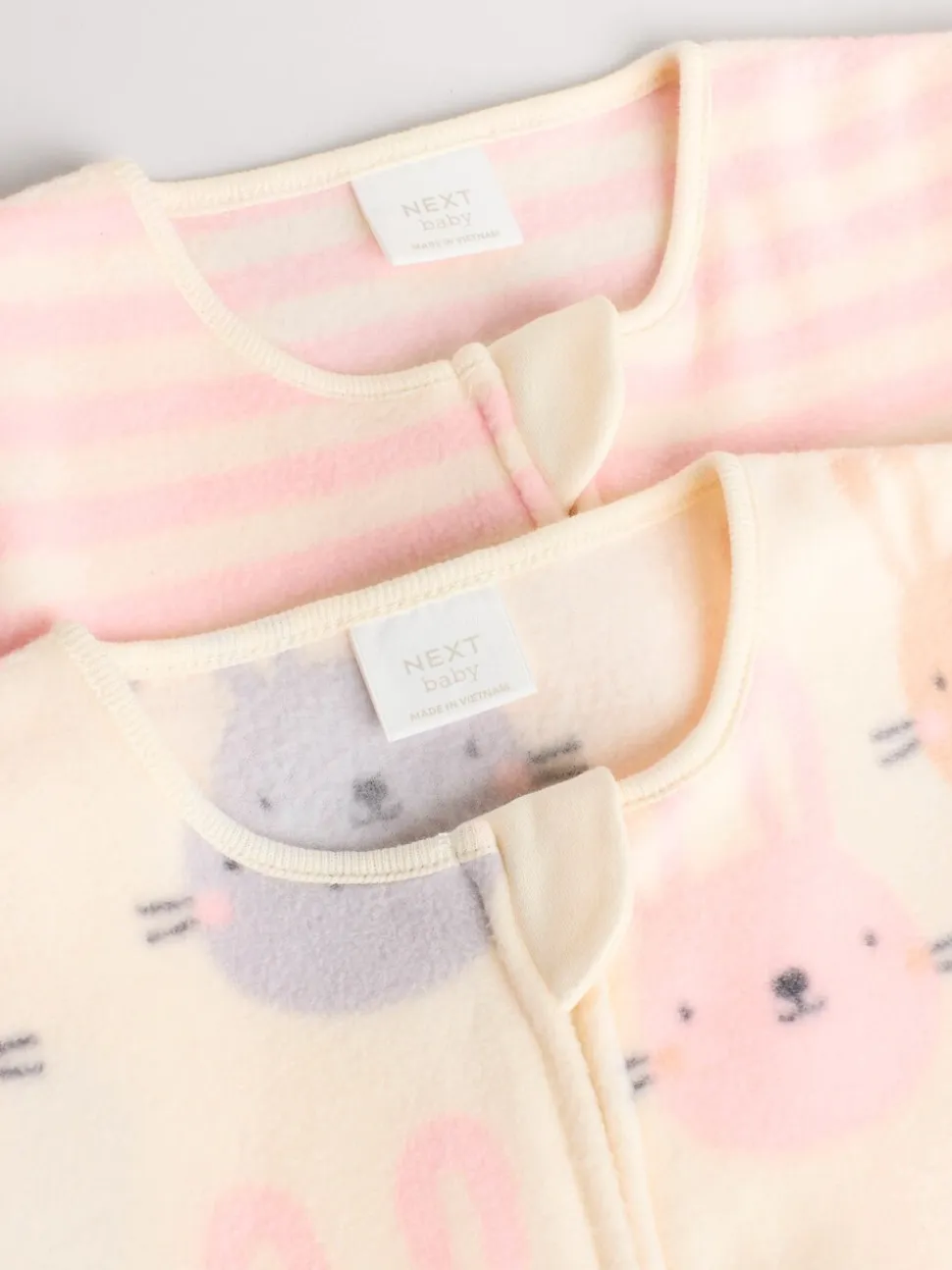 Roze - Set van 2 microfleece babypyjama's met tweewegrits