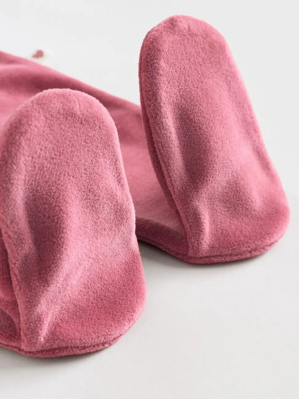 Roze - Velour Baby Sleepsuits 2 Pack (0mths-2yrs)