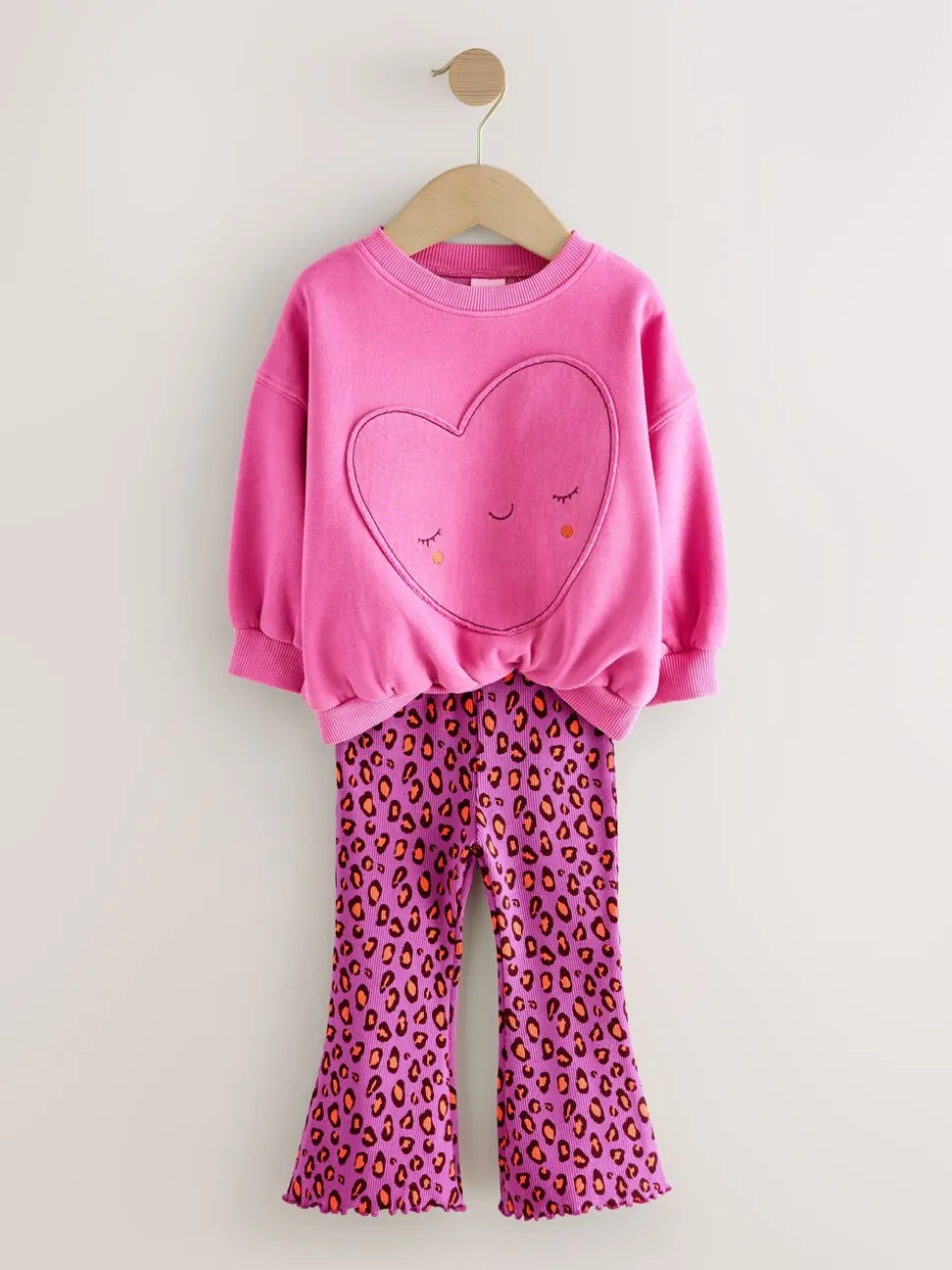 Roze dierenprint met hartjes - Set van sweatshirt en uitlopende legging (3mnd -7jr)