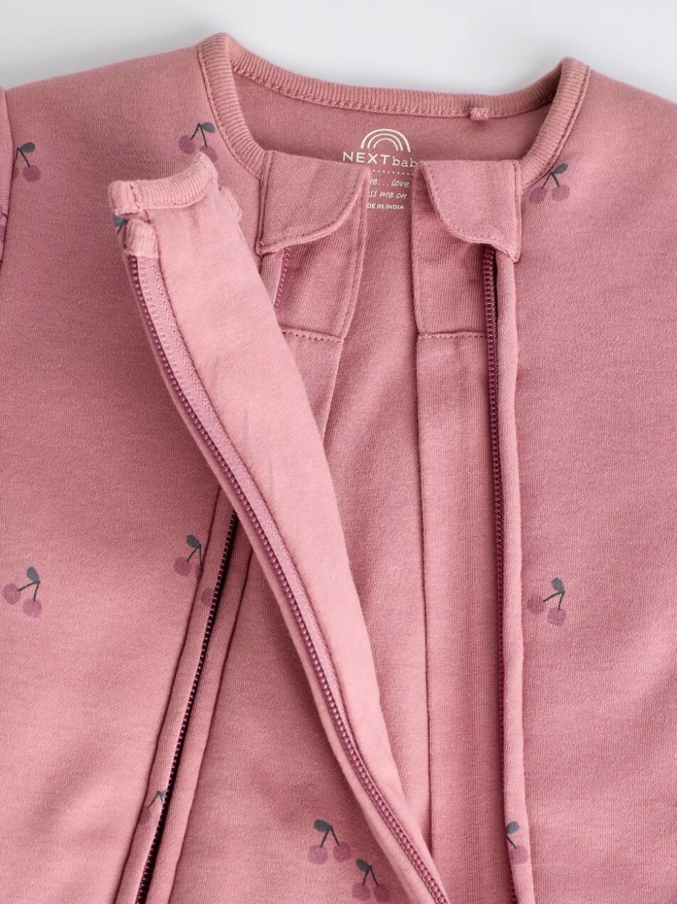 Roze kers - 2.5 TOG gewatteerde babypyjama