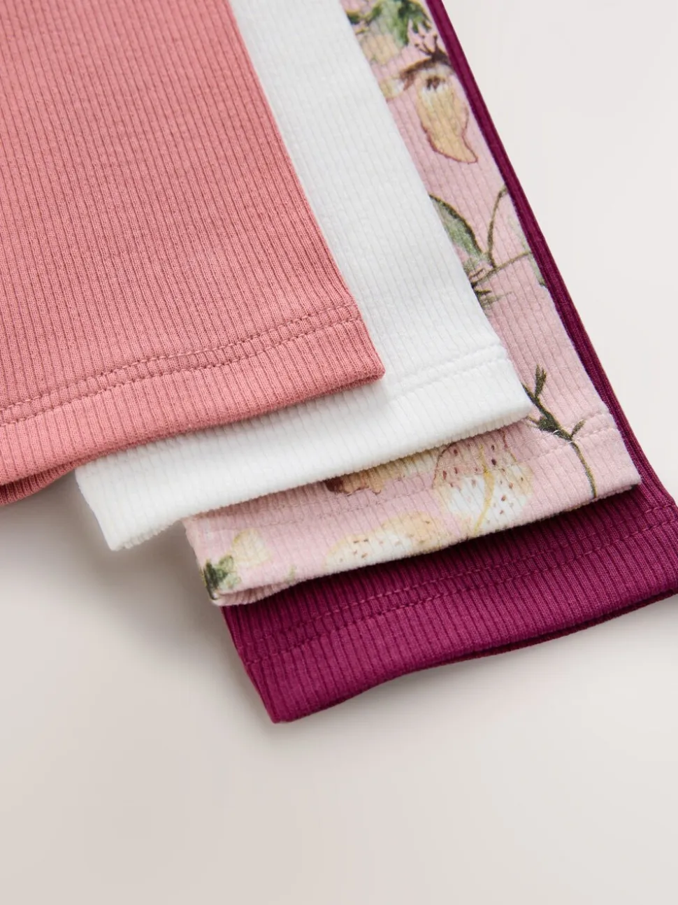 Roze met bloemenprint - Set van 4 geribbelde T-shirts met lange mouwen (3-16jr)